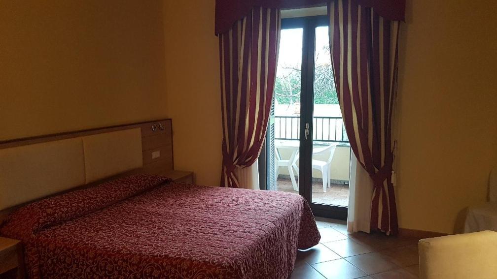 Hotel Eden Sul Lago 볼세나 외부 사진